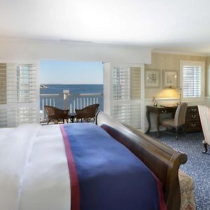 Wing King Room